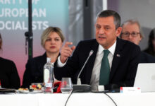 ozgur ozel avrupa birligi liderler toplantisinda barisa ve demokrasiye liderlik etmeliyiz wTvny989