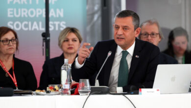 ozgur ozel avrupa birligi liderler toplantisinda barisa ve demokrasiye liderlik etmeliyiz wTvny989
