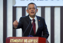 ozgur ozel bizimle birlikte oy kullanan 99 ak partilinin hicbiri bir daha milletvekili olamadi rhdXG4IK