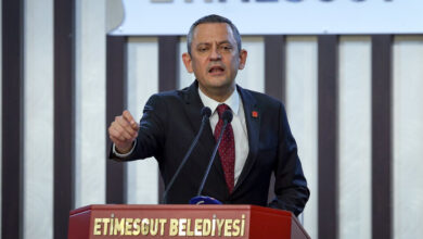ozgur ozel bizimle birlikte oy kullanan 99 ak partilinin hicbiri bir daha milletvekili olamadi rhdXG4IK