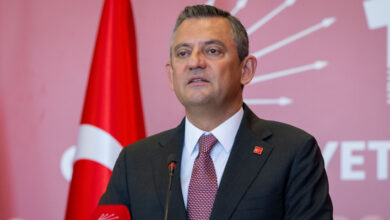 ozgur ozelden erdoganin ayagini denk al cikisina yanit hodri meydan g49xqFnt