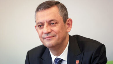 ozgur ozelden kadinlara cagri gelin secin tarihe gecin gBqtXI6h
