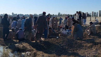pakistanda intihar saldirisi 7si cocuk 12 kisi oldu 89Il1s8e