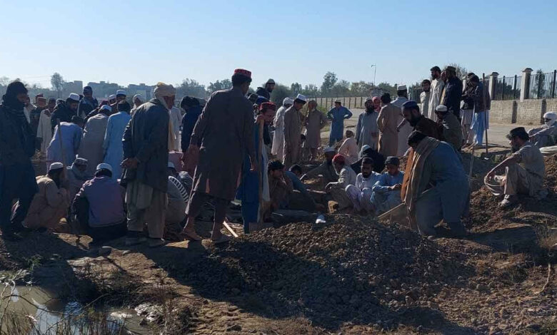 Pakistan'da intihar saldırısı: 7'si çocuk 12 kişi öldü 1 pakistanda intihar saldirisi 7si cocuk 12 kisi oldu 89Il1s8e