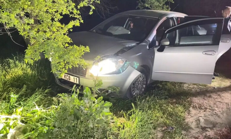 polisten kacan ehliyetsiz surucu kaza yapinca yakalandi SHaA9abW