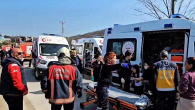 sakaryada minibusle otomobil carpisti 5i cocuk 10 yarali fGwmkI7F