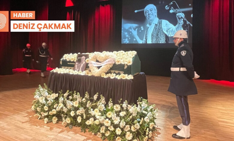 Sanatçı Edip Akbayram'a veda: 'Mücadele ve direnişle geçen koca bir ömür…' 1 sanatci edip akbayrama veda mucadele ve direnisle gecen koca bir omur nhGZi1Y9