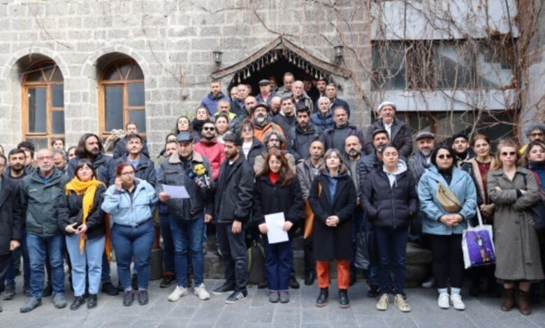 Sanatçılardan Abdullah Öcalan’ın çağrısına destek: Sahipleniyoruz 1 sanatcilardan abdullah ocalanin cagrisina destek sahipleniyoruz JJPTcxhl