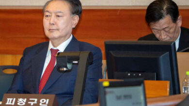 sikiyonetim sorusturmasi devlet baskanligi gorevinden uzaklastirilan yoona tahliye 7QfQgeTL