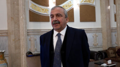 sirri sureyya onder icinde oldugumuz hicbir seyde ortulu gizli sakli pazarlik yok wklfQj6l