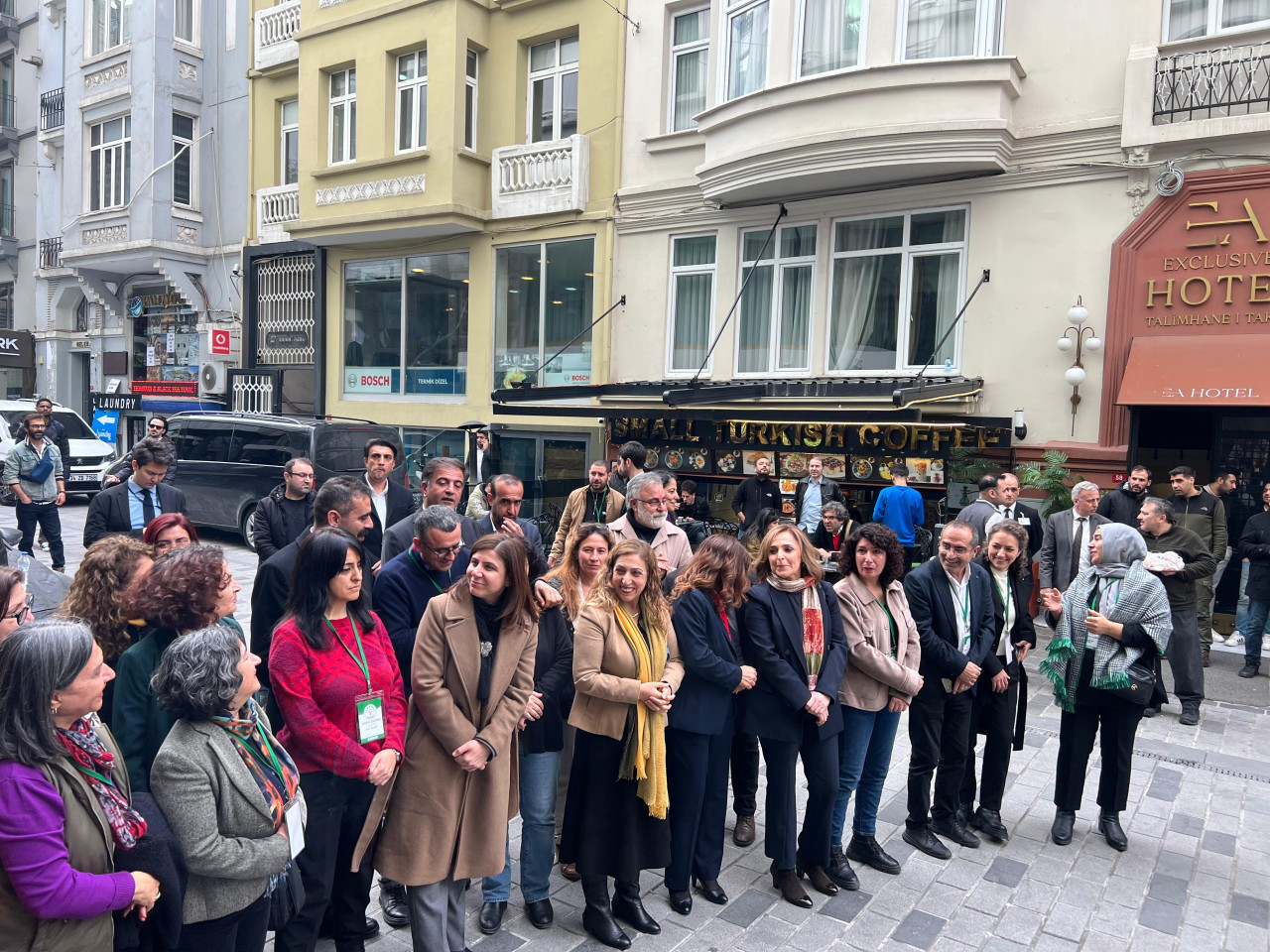 sirri surreyya onder taksimde en erken ben mi geldim 0 ajUp8dJf