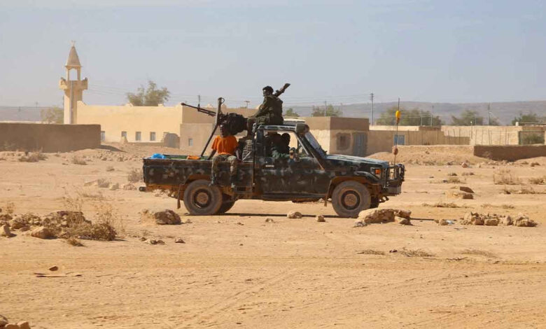 Somali'de otele saldırı: Ölü ve yaralılar var 1 somalide otele saldiri olu ve yaralilar var YfGARg9T