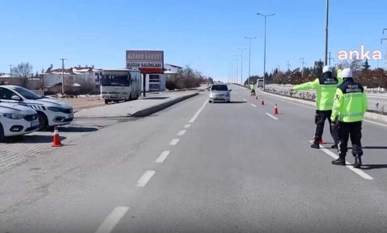 Trafik denetimlerinde son bir haftada 528 bin 511 araca veya sürücüye işlem yapıldı 1 trafik denetimlerinde son bir haftada 528 bin 511 araca veya surucuye islem yapildi S9lRX31t