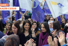vanda 8 mart mitingi pervin buldan ve tulay hatimogullari alanda j4VUiMZ7