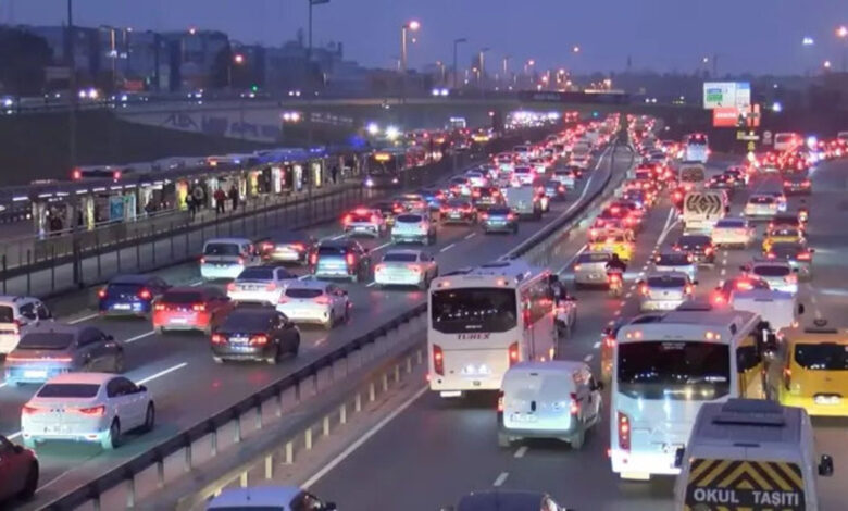 Yargı paketinde yeni detay: Trafik suçlarına 'yatarı olan' hapis cezası geliyor 1 yargi paketinde yeni detay trafik suclarina yatari olan hapis cezasi geliyor c1yQjfwM