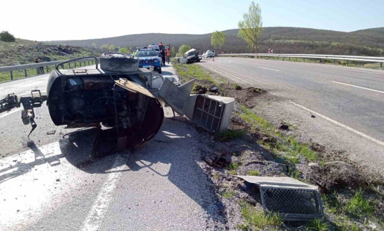 Yozgat Akdağmadeni’nde trafik kazası: 1 ölü, 2 yaralı 1 yozgat akdagmadeninde trafik kazasi 1 olu 2 yarali u6vUcSjm
