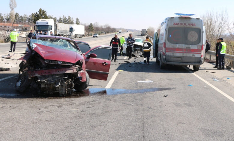 Yozgat'ta trafik kazası: 5 yaralı 1 yozgatta trafik kazasi 5 yarali uxk2cVZI