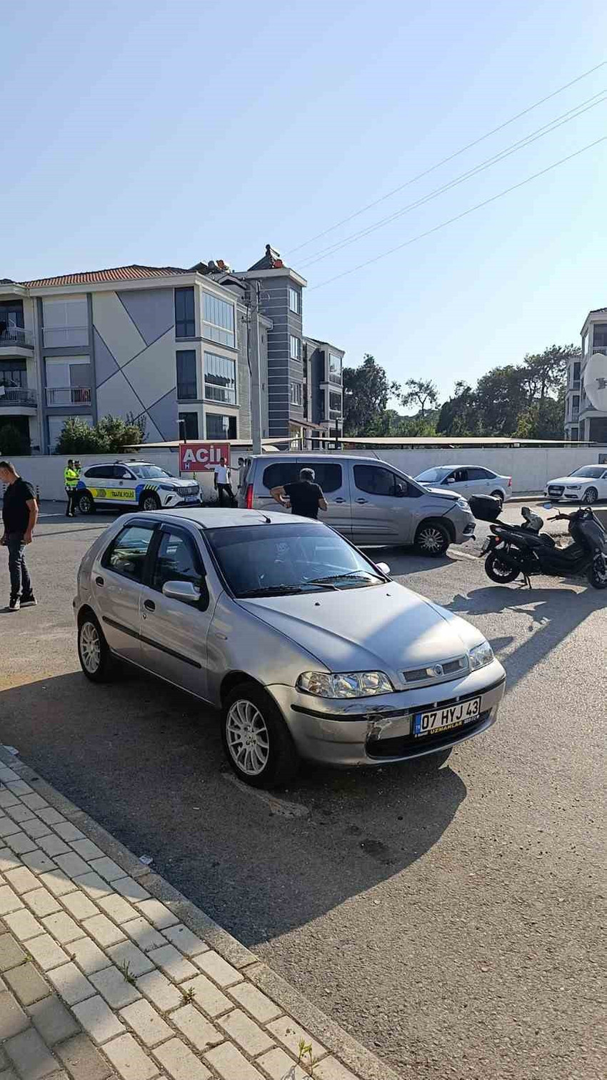arac elektrik panosuna carparak durabildi 0 SJ1ptrFe