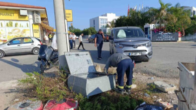 arac elektrik panosuna carparak durabildi mJ456hJ1