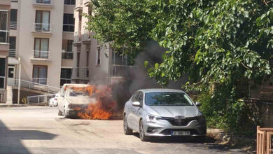 bakkala gitti dondugunde araci yaniyordu tuncelide korkutan yangin NC2TSf9w