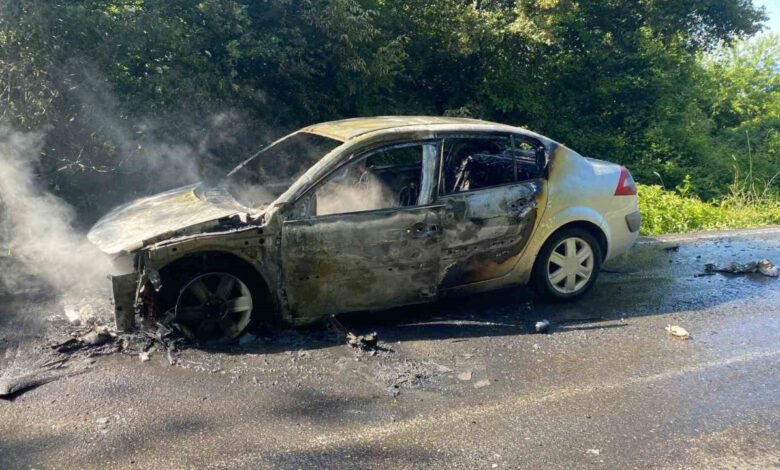 Bolu'da otomobil alev topuna döndü 1 boluda otomobil alev topuna dondu XVXGAh9i