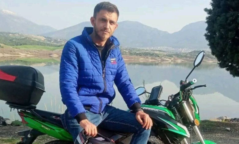 denizli acipayamda feci kaza volkan iyem motosikletiyle bariyerlere carparak vefat etti GegkeK6v