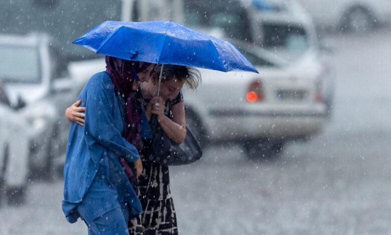 meteoroloji uyardi karadenizde saganak ege ve hakkaride saatte 60 km ruzgar bekleniyor MYrhUgsK