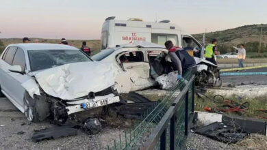 yozgatta feci kaza ayni aractaki kari koca oldu Q8H12llA