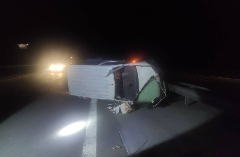 bolu temde mucize kurtulus bariyerlere carpti arac yan yatti 0 tnwSvEDb