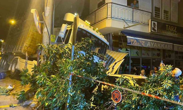 freni bosaldi caddeyi savas alanina cevirdi quxPKL5W