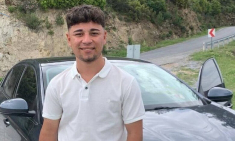kamyonete carpti kurtarilamadi hatayda motosiklet yarisi can aldi QHxzcJJF