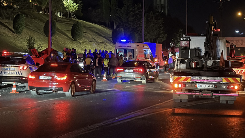 tofas direge saplandi arac ikiye bolundu surucu feci sekilde can verdi 0 18kD1Gpt